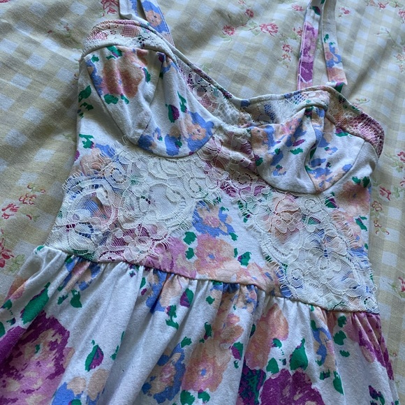 TOPSHOP Petite Multicolour Floral Dress - Picture 3 of 4